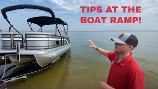 How to Properly Launch your PontoonTritoon at the Boat Ramp [upl. by Siver]