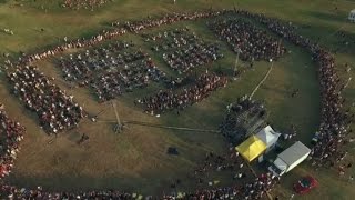 1000 Rockers Perform Learn To Fly In Plea For Foo Fighters Concert [upl. by Nylsaj]