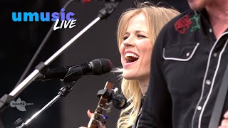 The Common Linnets  In Your Eyes  Live op Pinkpop 2016 [upl. by Anerehs]