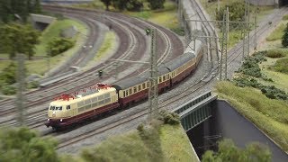 Loxx Berlin Miniaturwelt Modelleisenbahn  Die große Spur H0 Modellbahn  Ausstellung [upl. by Angeline724]