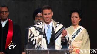 Cantor Ari Schwartz sings Jewish prayer of fallen [upl. by Yelkrab]