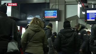 Grève RATP  les premières perturbations prévues dès 5h vendredi [upl. by Aonehc]