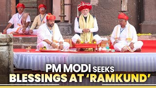 PM Modi performs Pooja at ‘Ramkund’ in Nashik Maharashtra [upl. by Eilarol439]