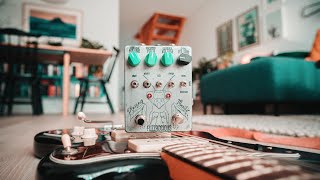 Fuzzrocious Pedals Playing Mantis Organic drive and wild oscillation [upl. by Justis613]