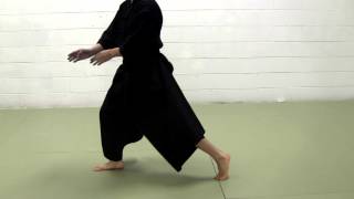 17 Kendo Basics II Tsugi Ashi amp Ayumi Ashi [upl. by Plantagenet147]