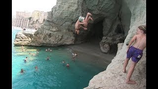 The BEST SECRET Beaches in Italy Tropea cliff jumping pasta pizza [upl. by Bonilla306]